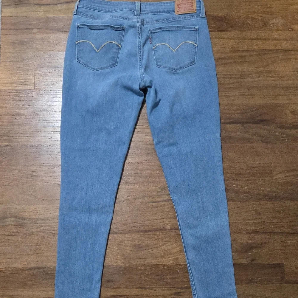 🔴2/$15 Levi's 535 Super Skinny - Picture 4 of 7